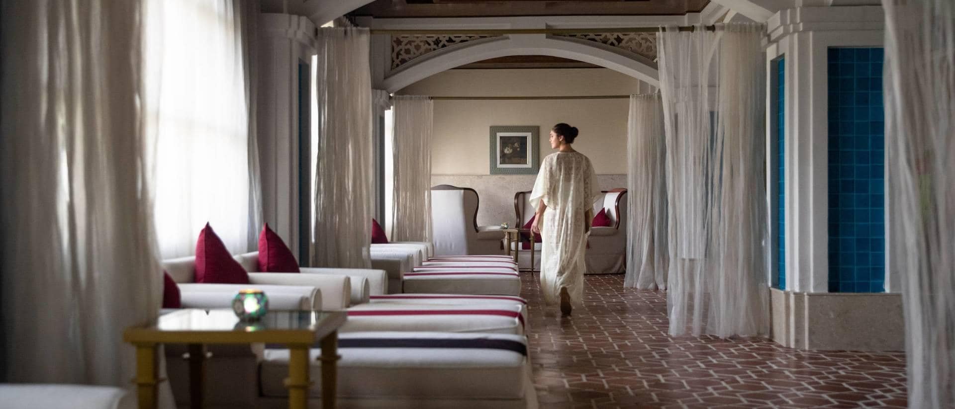 Arabian Essences Package