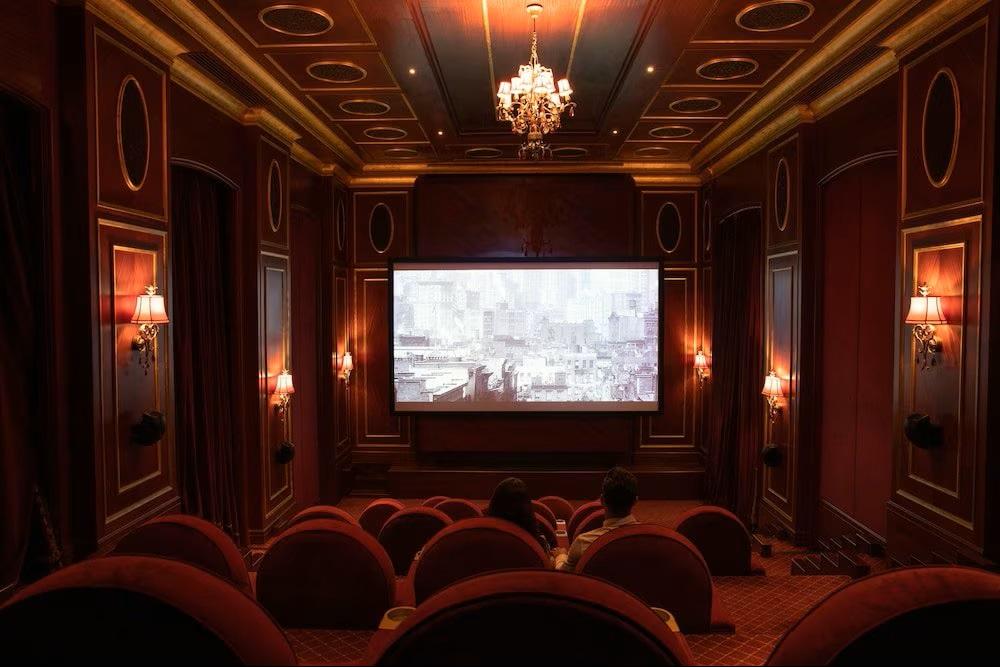 Private Cinema