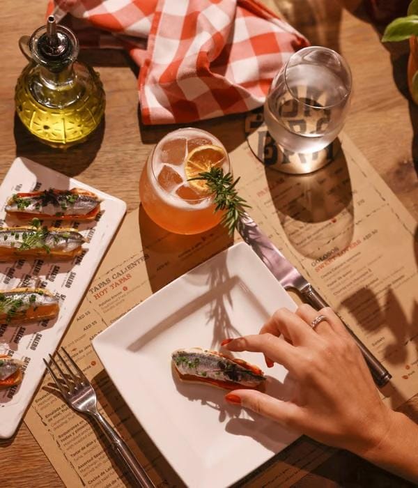 Spanish Ladies Night