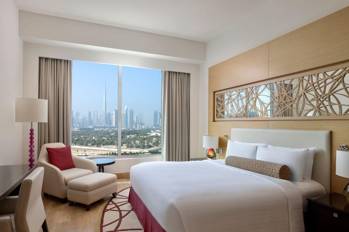 Burj Khalifa-view stays