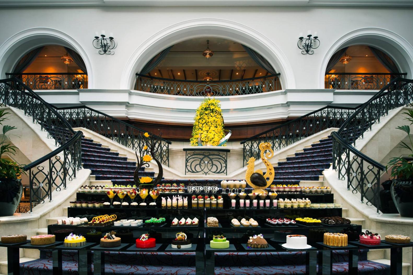 Themed Buffets & Saturday Brunch