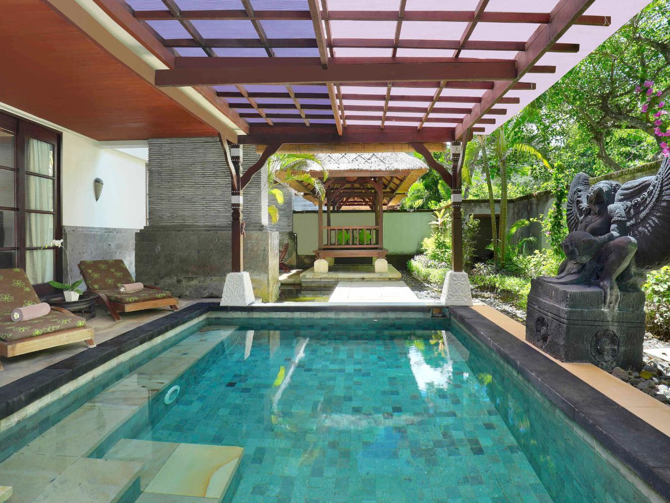 Private Pool Suite