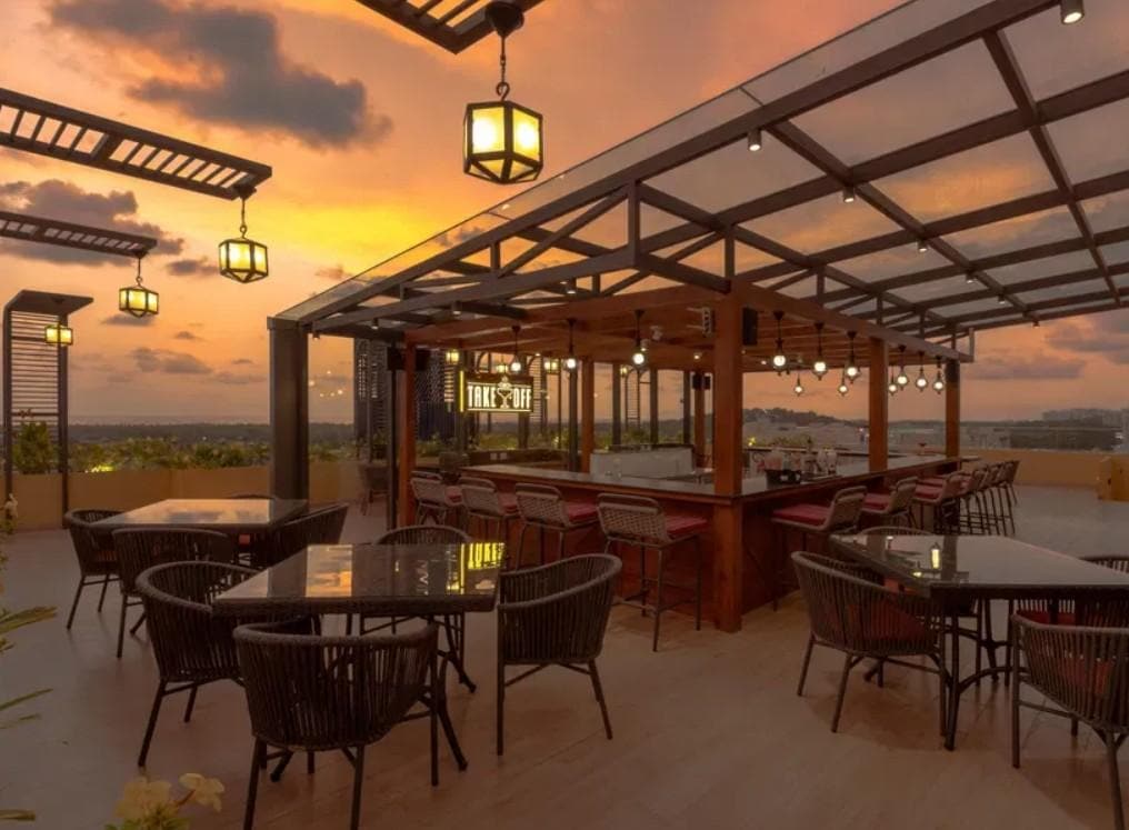 Rooftop Candlelight Dinner