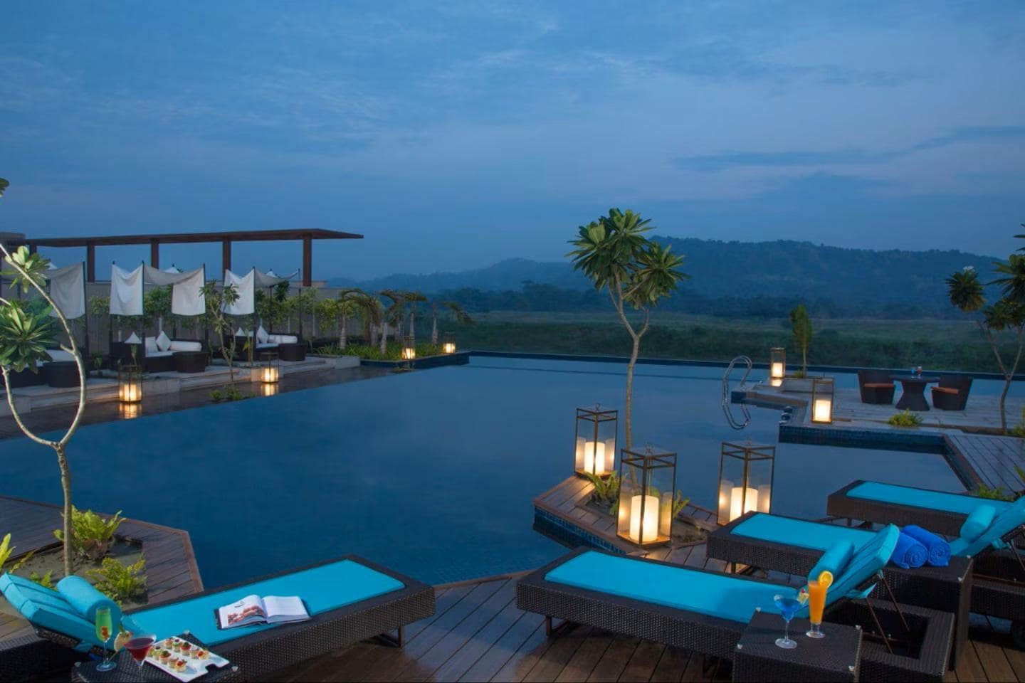 Temperature-controlled Pool