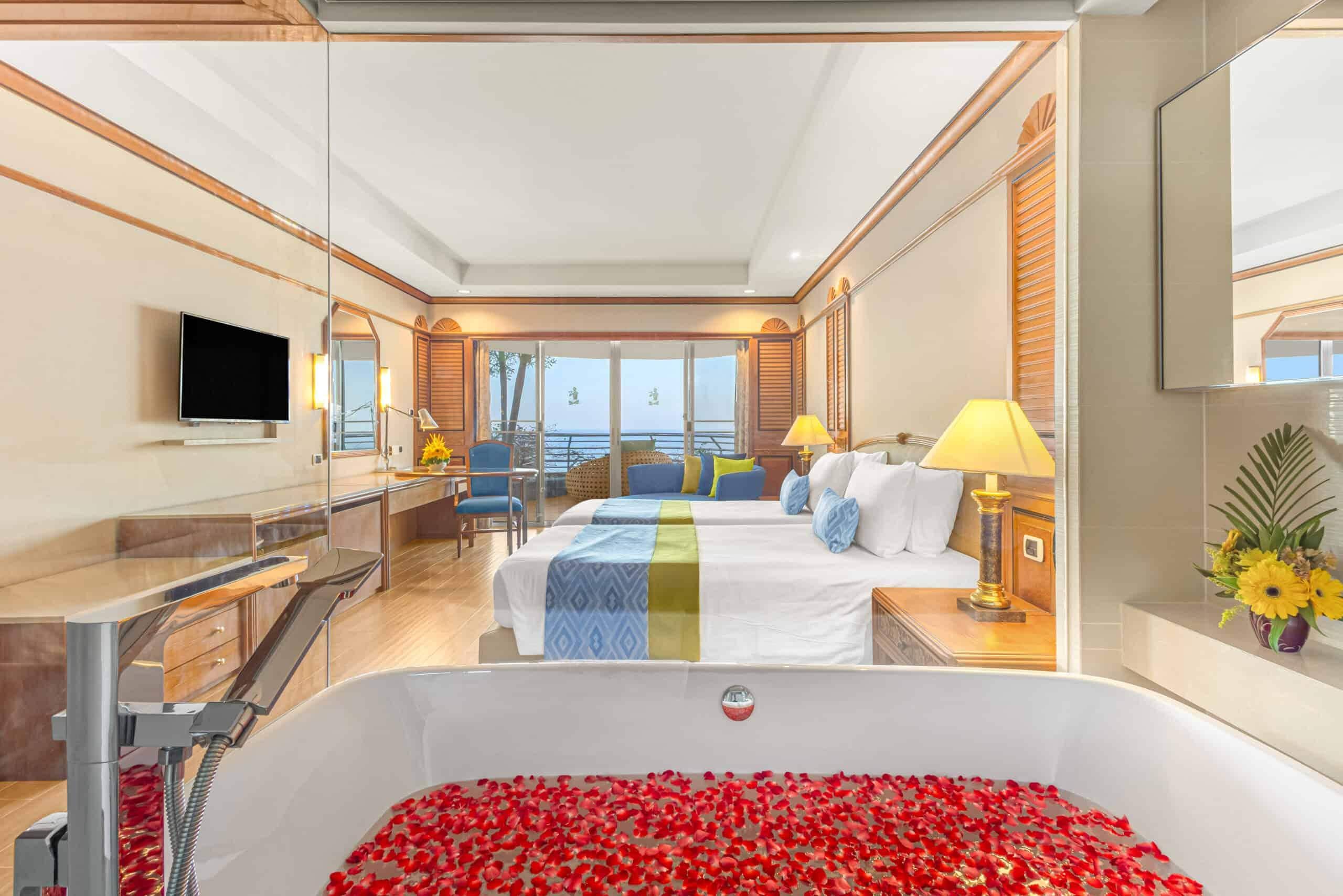 Royal Suite with Jacuzzi