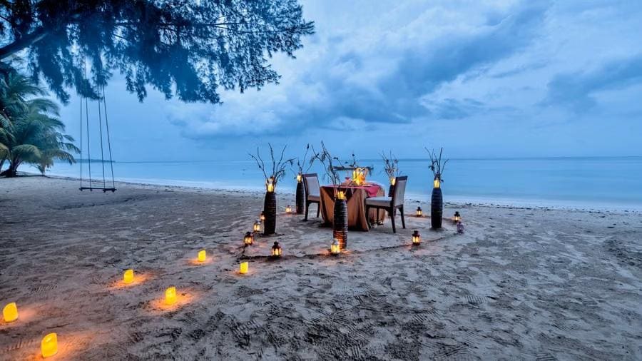 Silver Sand Beach Resort - Tap to explore photos