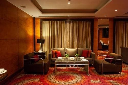 Stays with Lounge Access