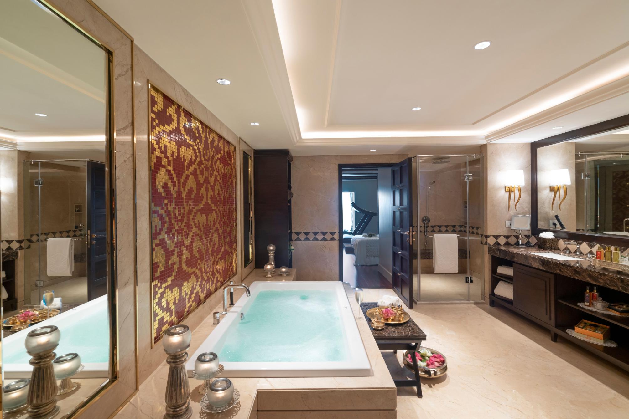Suites with Jacuzzi