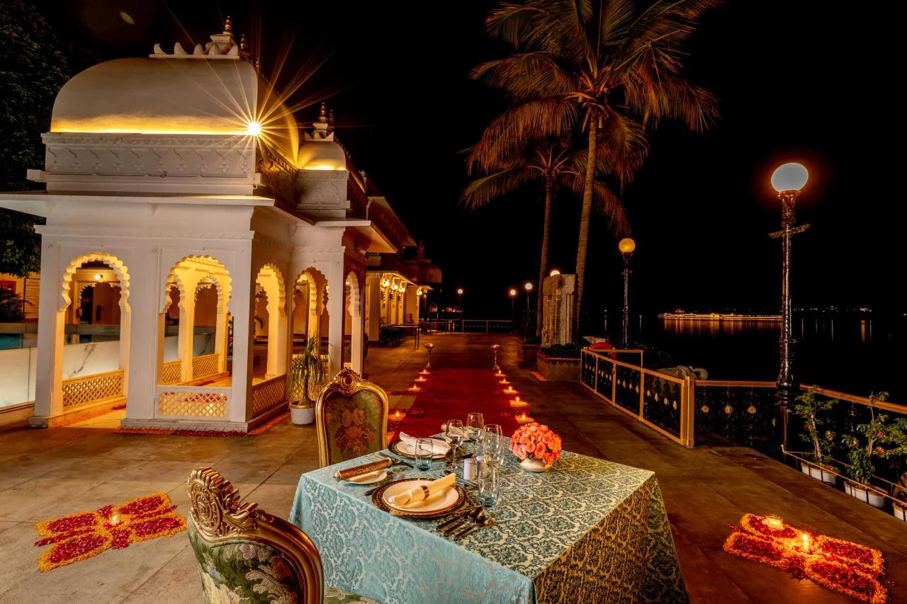 Private Terrace Dining