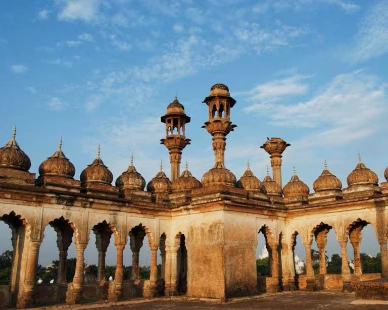 Lucknowi History Tour