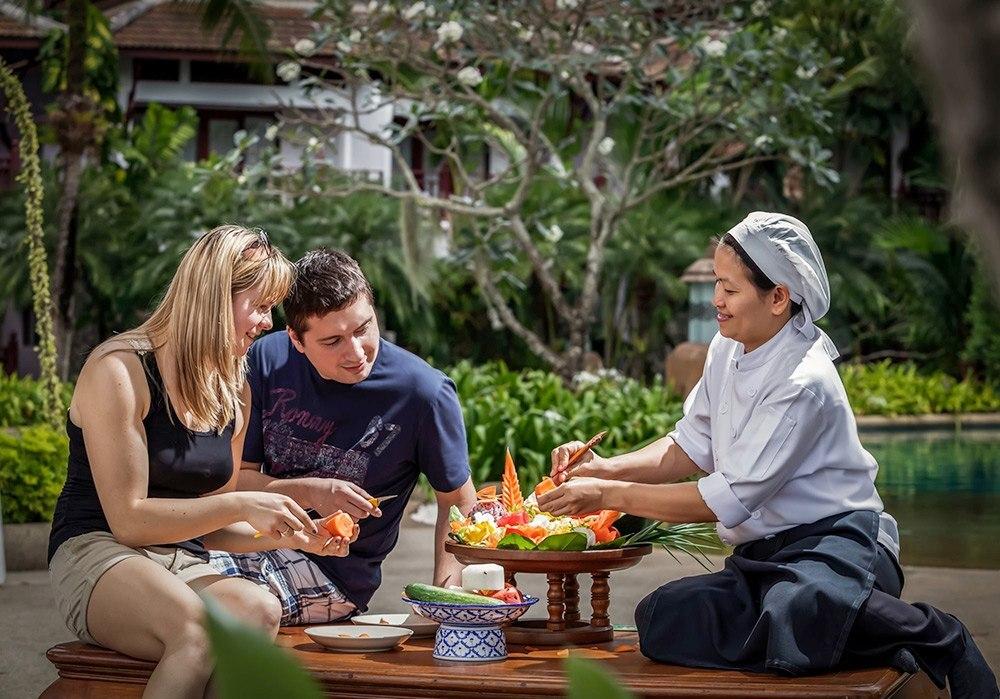 Fruit & Vegetable Carving