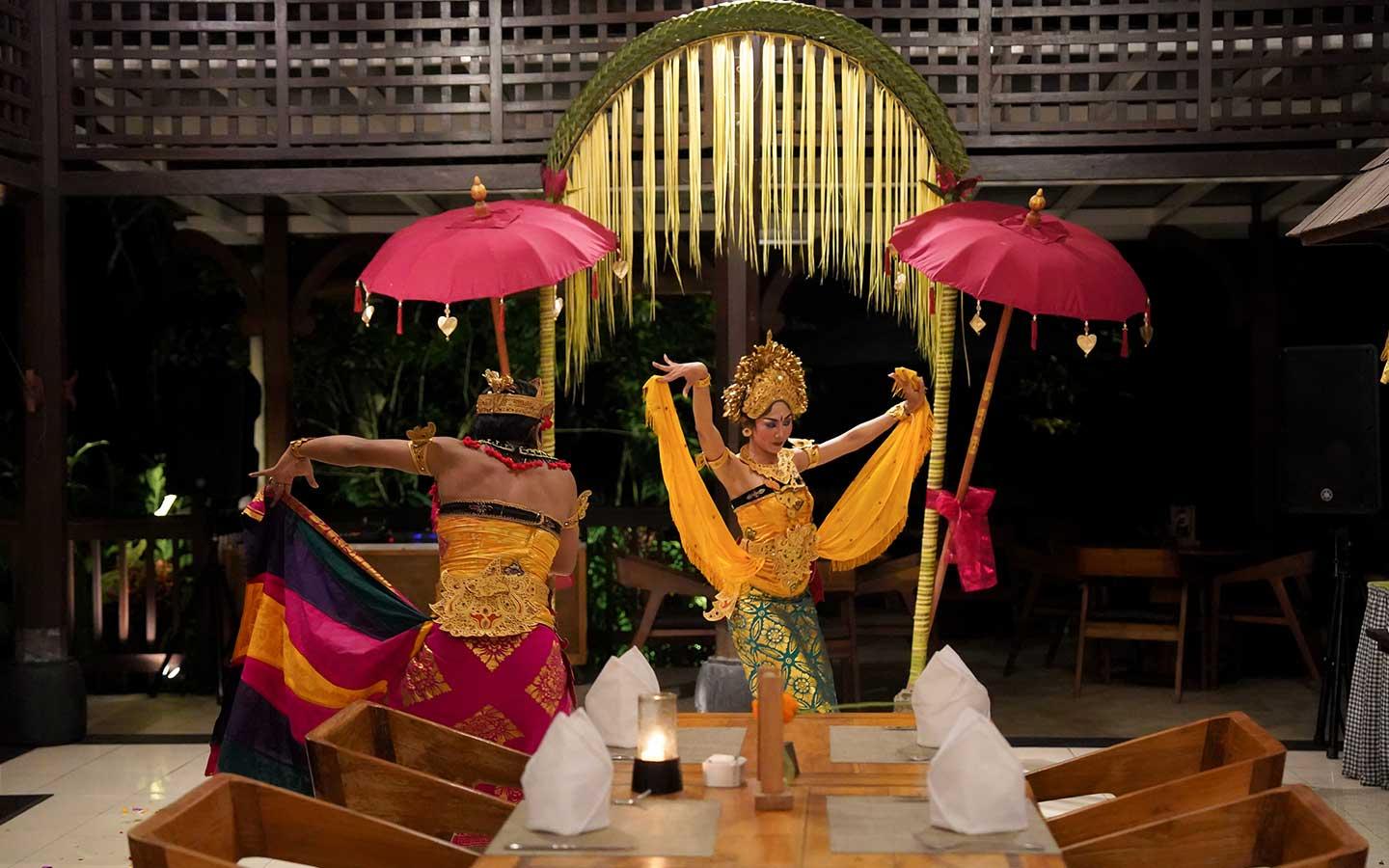 Dinner with Balinese Entertainment