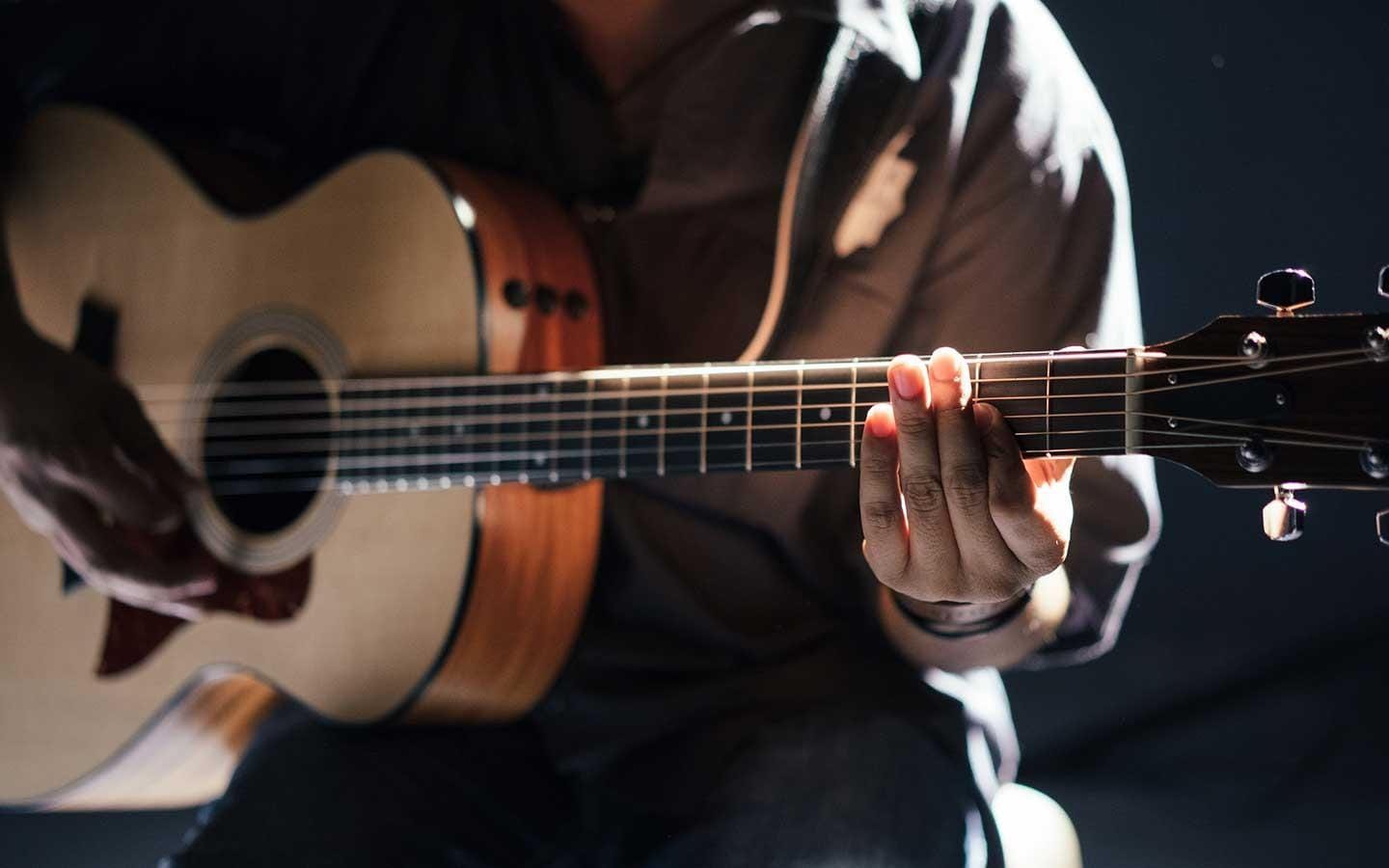 Dinner with Live Music