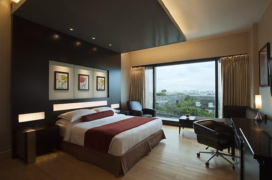 Rooms with Lounge Access