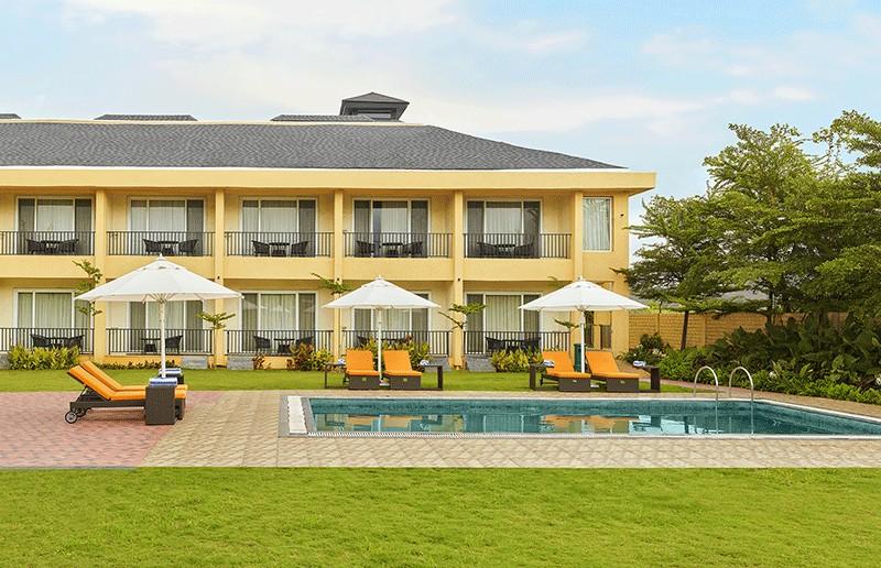 Temperature-controlled Pool