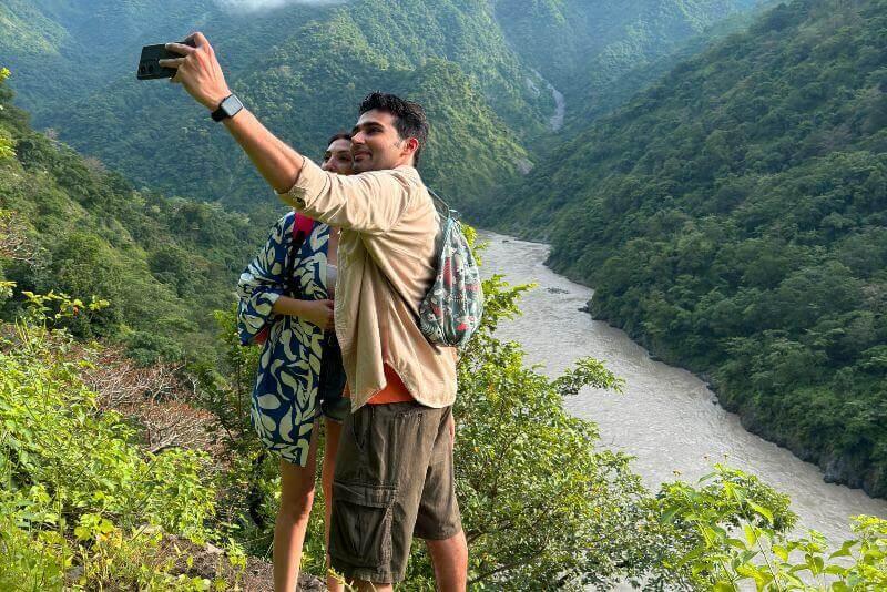 Riverside Cliff Hike