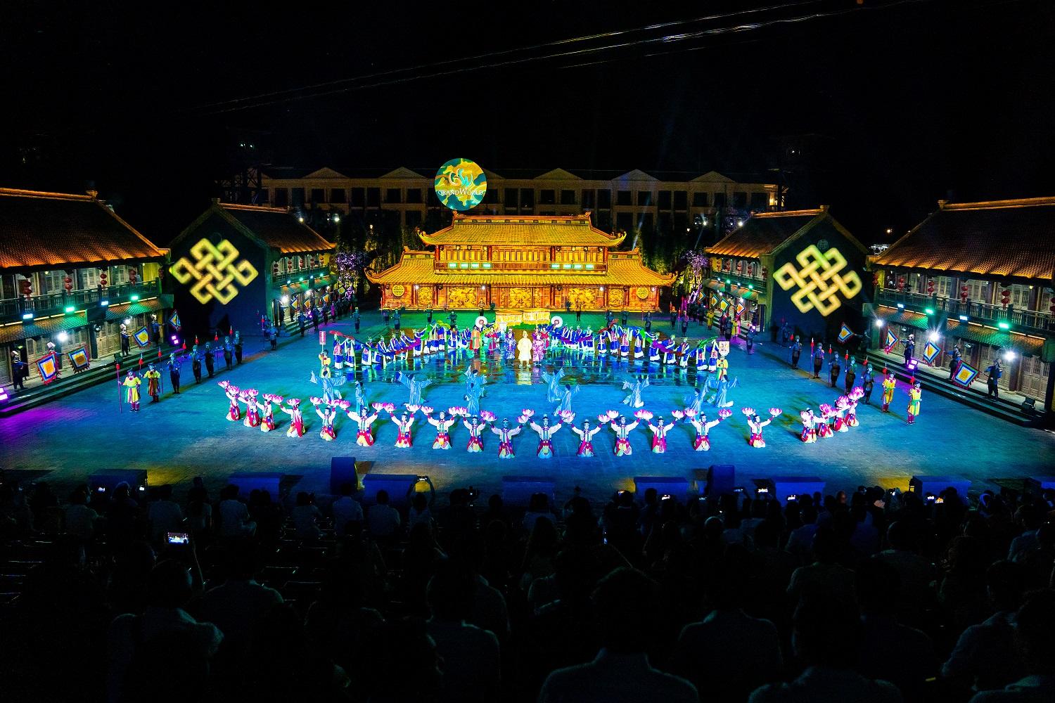 Live Shows at Grand World