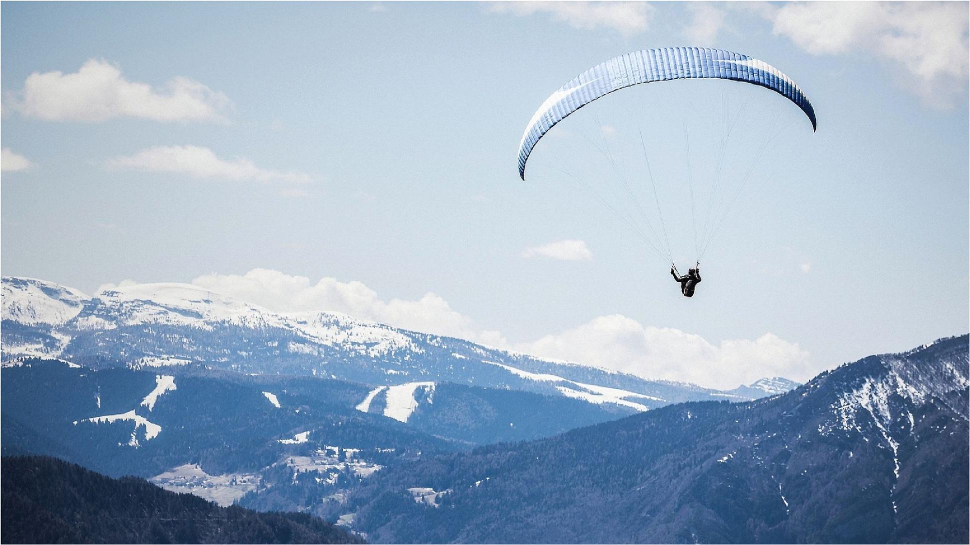 Paragliding