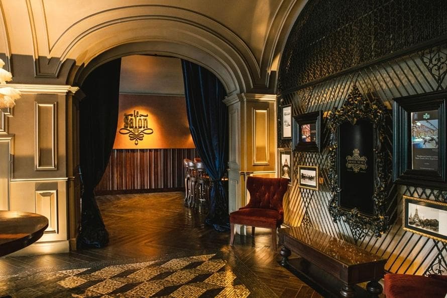 Hotel Muse Bangkok, Autograph Collection - Tap to explore photos