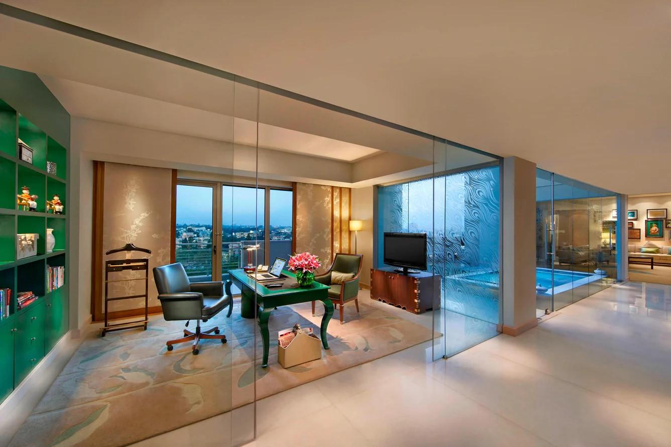 Suite with Private Pool