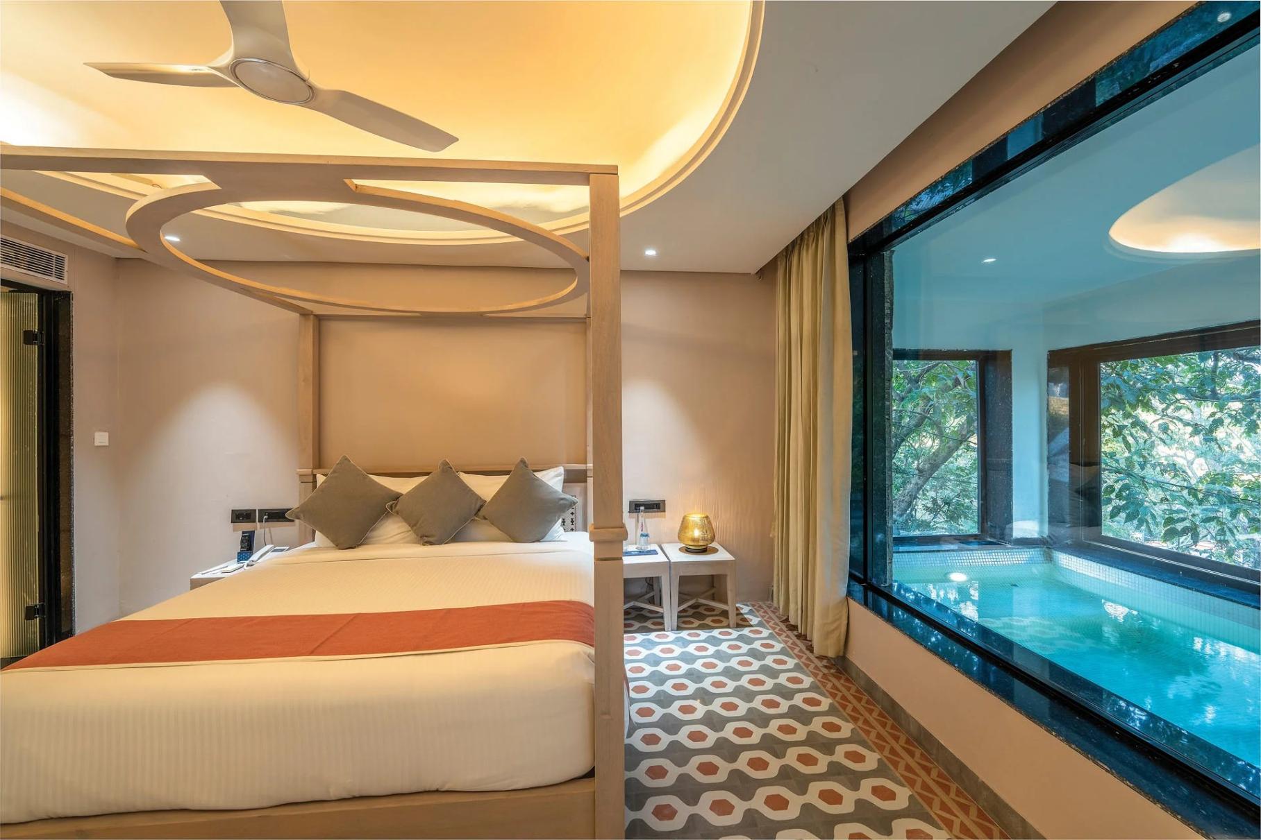 Cottage with Plunge Pool