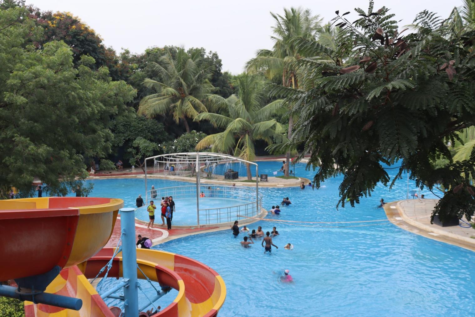 Lagoon Bay-Leonia Holistic Destination - Tap to explore photos