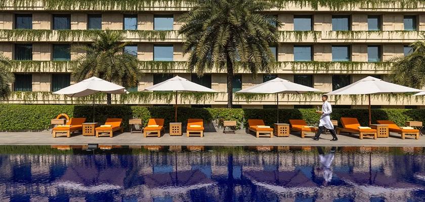 Temperature-controlled Pool