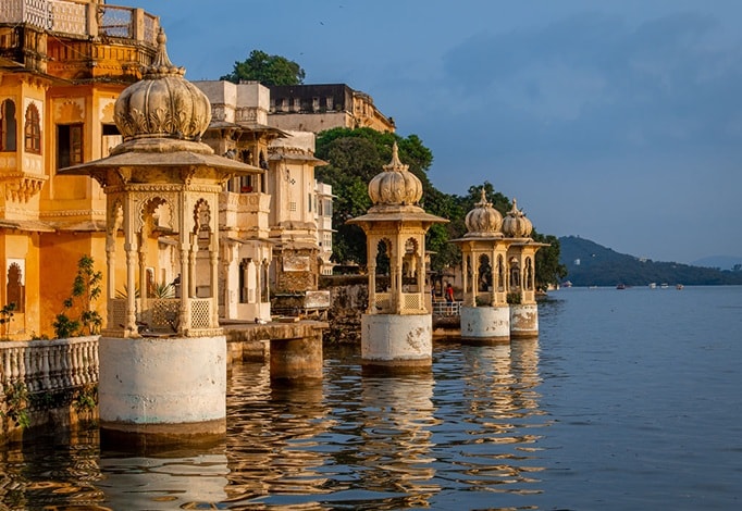 Heritage Walk & Boat Ride