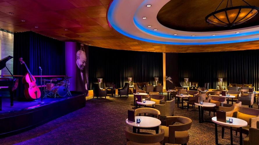 Dinner with Live Music