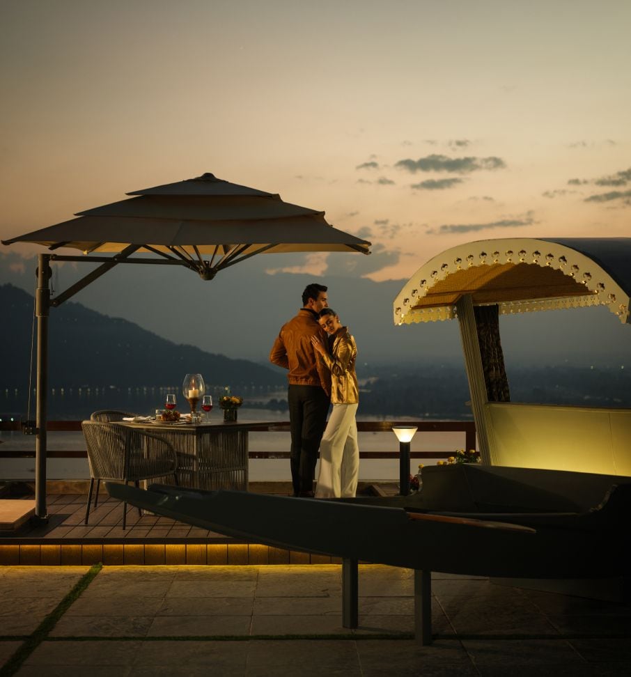 Shikara Dining