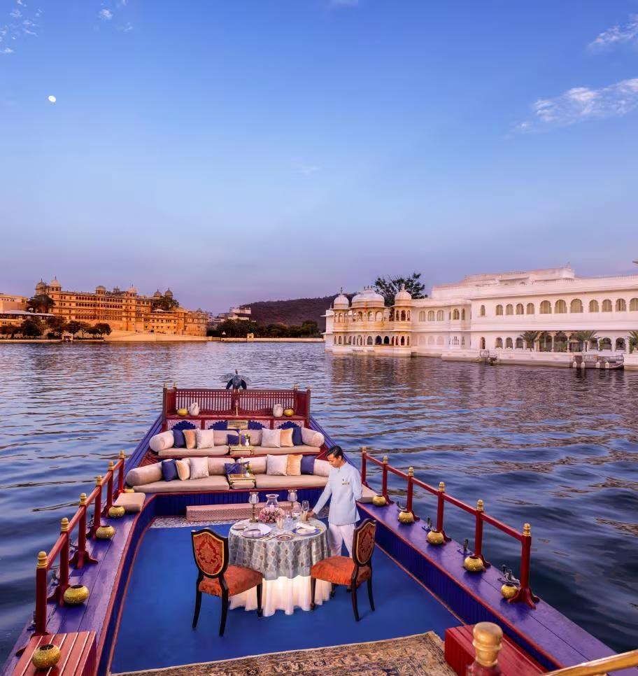 Dinner Cruise on Royal Boat