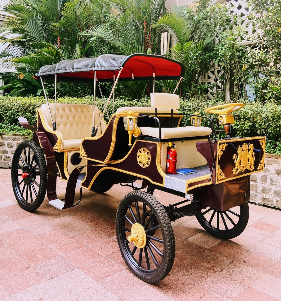 Royal E-Victoria Rides