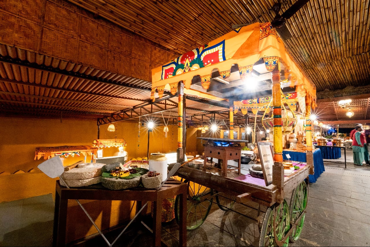 Themed Dining Experiences