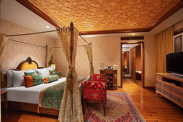 Suite with Private Butler Service