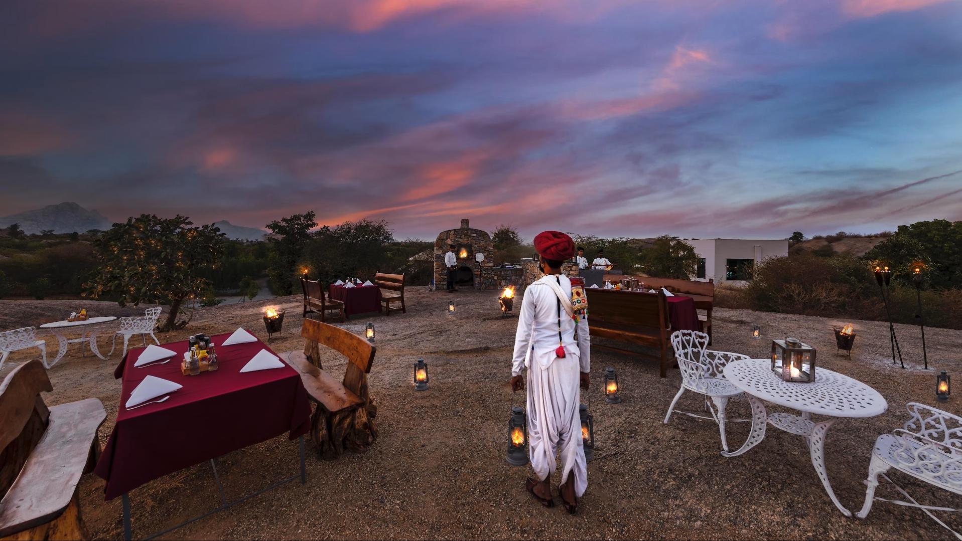 Private Waterside Dining