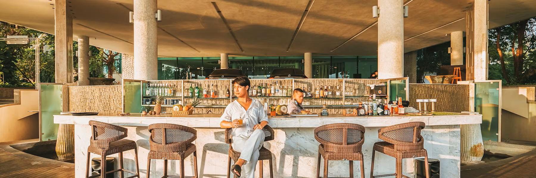 Cocktail Crafting Class