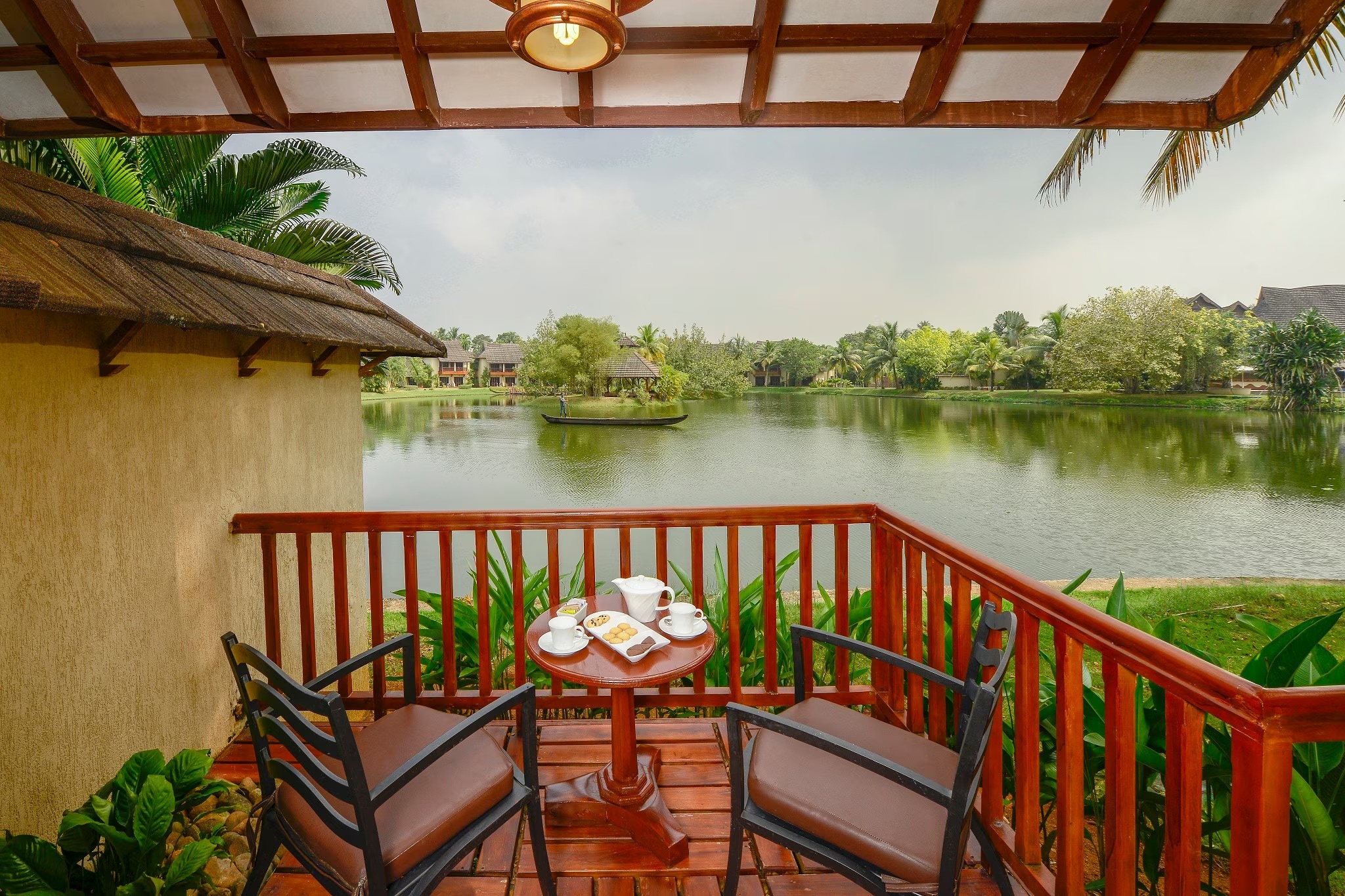 Cottages with Lagoon Views