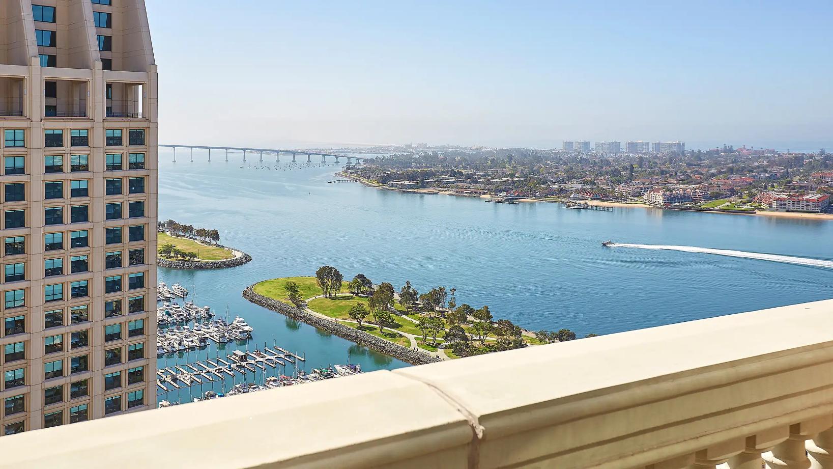 Manchester Grand Hyatt San Diego - Tap to explore photos