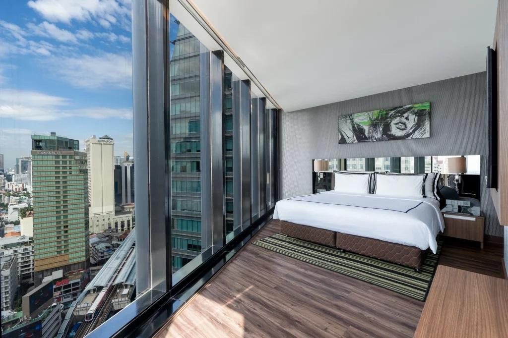 Sky Club Access Rooms