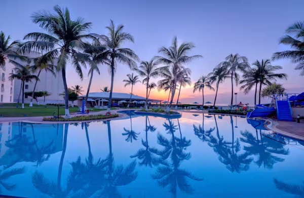 Hilton Salalah Resort - Tap to explore photos