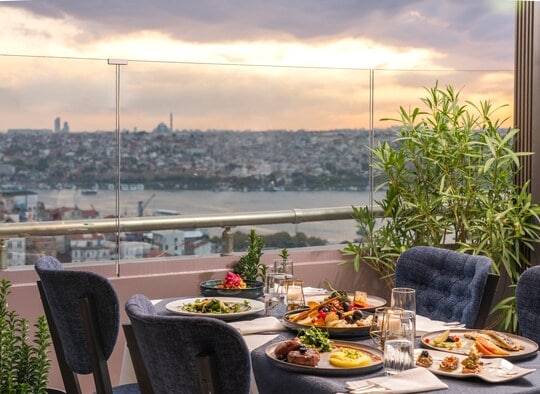 Rixos Pera Istanbul - Tap to explore photos