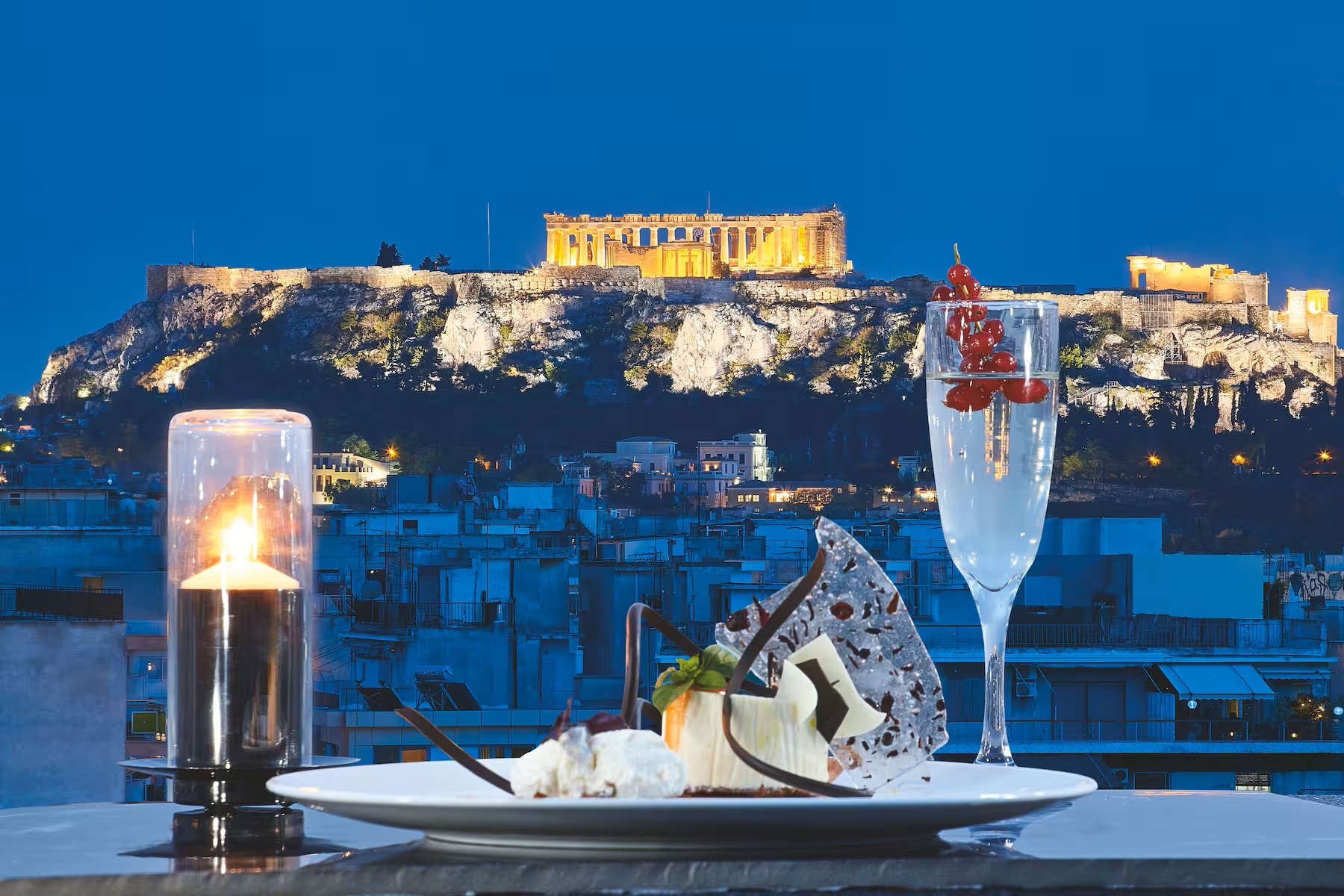 Zeus Wyndham Grand Athens - Tap to explore photos