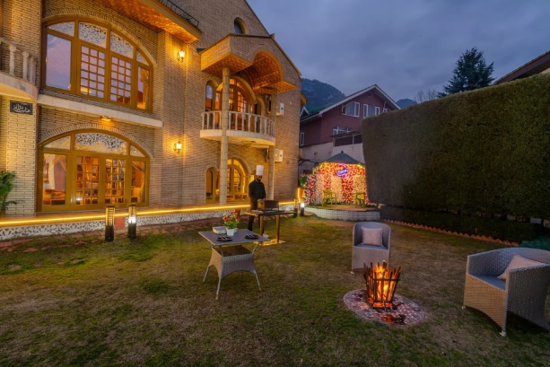 SaffronStays King Mahal near Dal Lake - Tap to explore photos