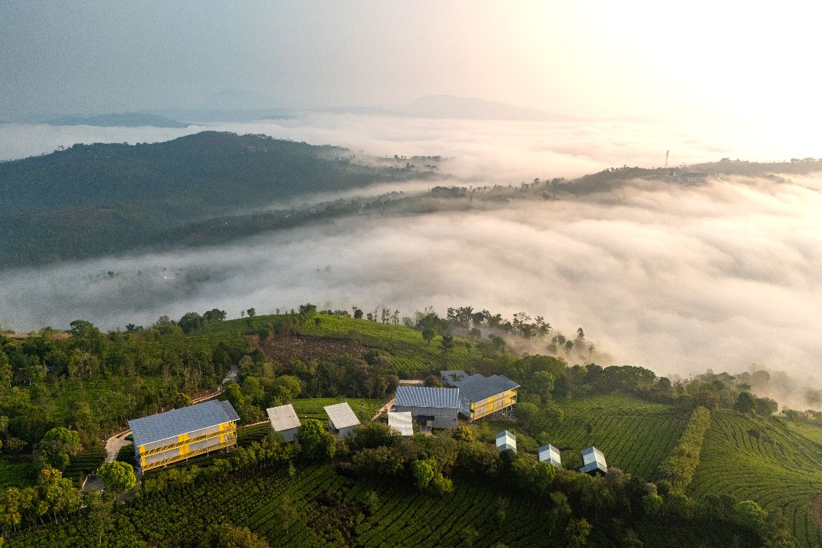 The Hosteller Bam Vagamon - Tap to explore photos