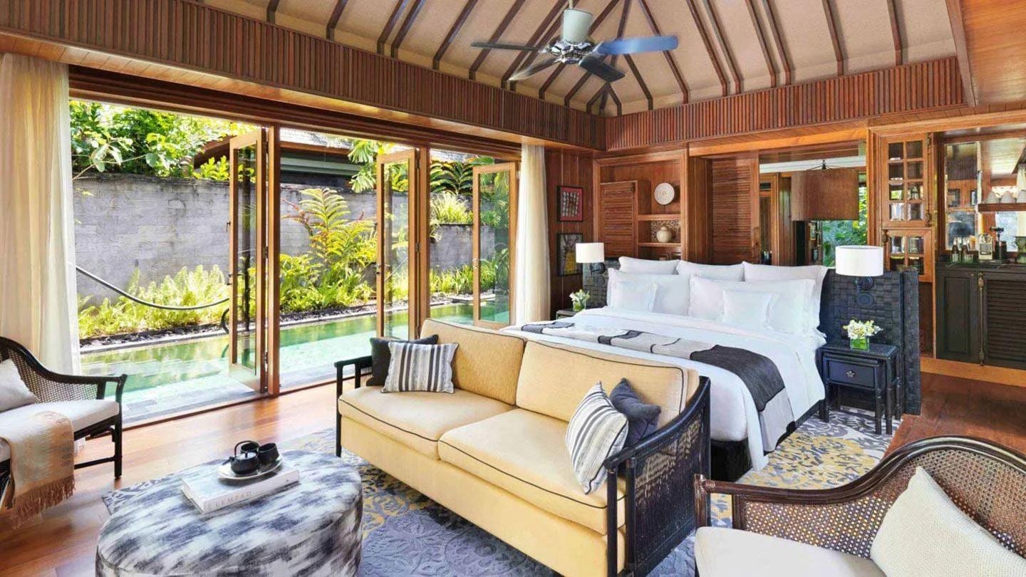 Villa with Butler Service