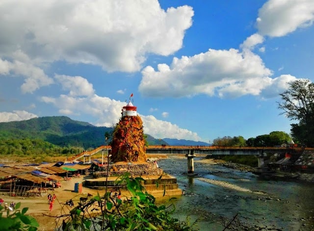 Garjia_Temple_Corbett_2