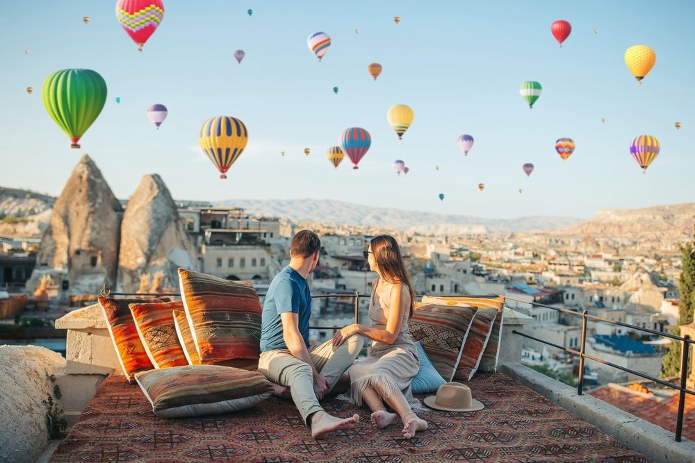 Hot_Air_Balloon_at_Sunrise_4