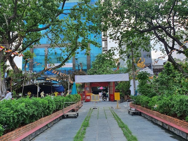 Jade_Emperor_Pagoda_Ho_chi_minh_City_3