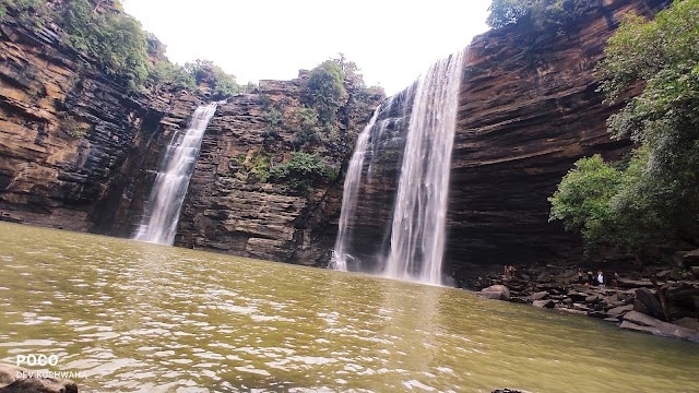 Lakhaniya_Dari_Waterfall_Varanasi_1