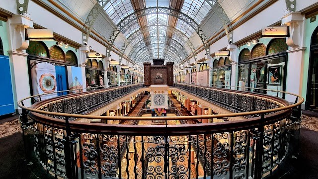 Queen_Victoria_Building_2